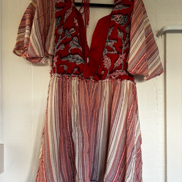 Elegant Red and White Women's Dress Free People Bohemian 70s - Picture 6 of 7